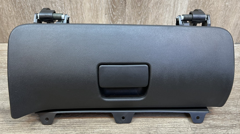2019-2024 GM Instrument Panel Upper Compartment OEM Part# 86827961