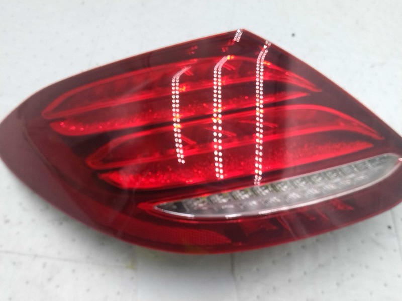 2019 MERCEDES E-CLASS Left Tail Light Assembly SILVER 649724 70K Miles