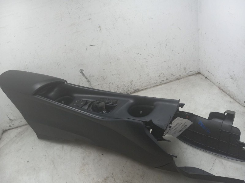 18 19 20 21 22 TOYOTA C-HR CENTER CONSOLE BLK-FC20