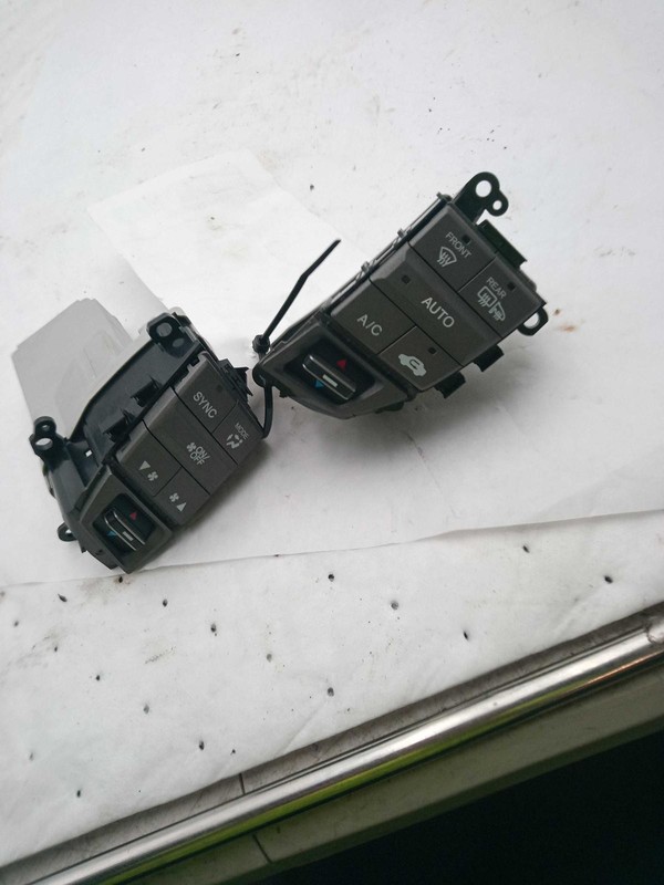 Used A/C Selector Switch fits: 2012 Honda Crosstour w/o navigation Grade B