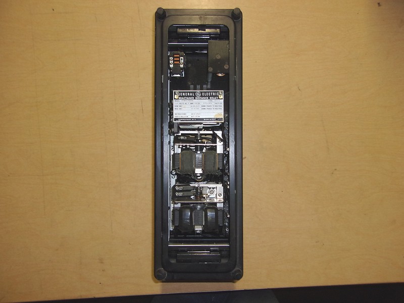 USED GENERAL ELECTRIC REACTING DISTANCE RELAY 12GCX17A22A FREE SHIPPING