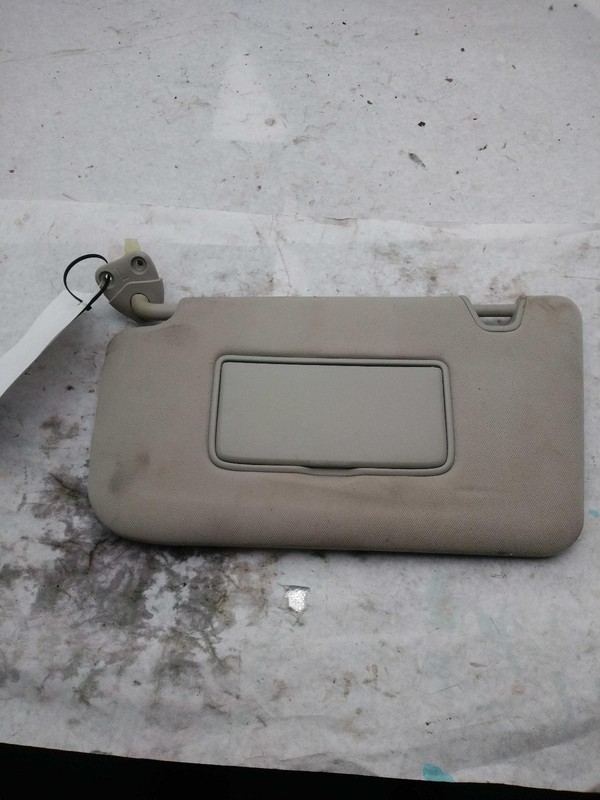 2015 Nissan Rogue Grey Sun Visor, Used, 167k Miles, OEM Part 523270