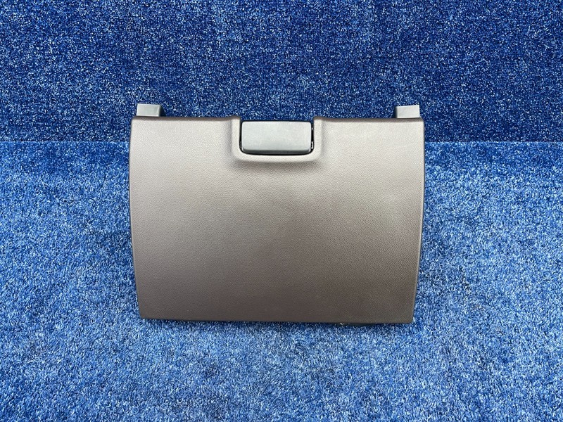 2014-2018 GMC Sierra 1500 SLT Lower Glove Box Storage Compartment 22972490 OEM