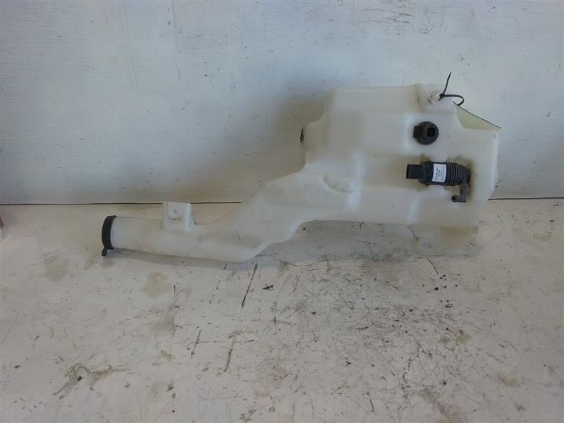 Wash Reservoir Classic Style Fits 15-19 SIERRA 1500 PICKUP 3331190