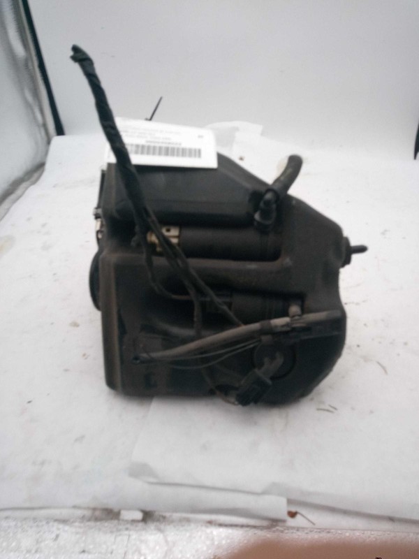2009 Mercedes-Benz S-Class Washer Fluid Reservoir OEM Black 2218209110