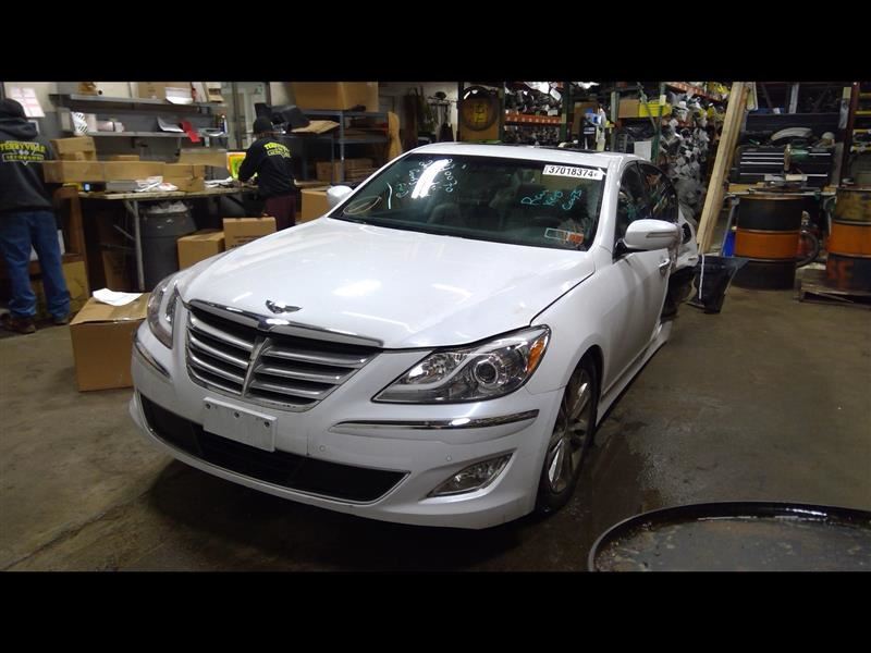 Passenger Right Front Spindle/Knuckle Sedan Fits 09-14 GENESIS 1311395