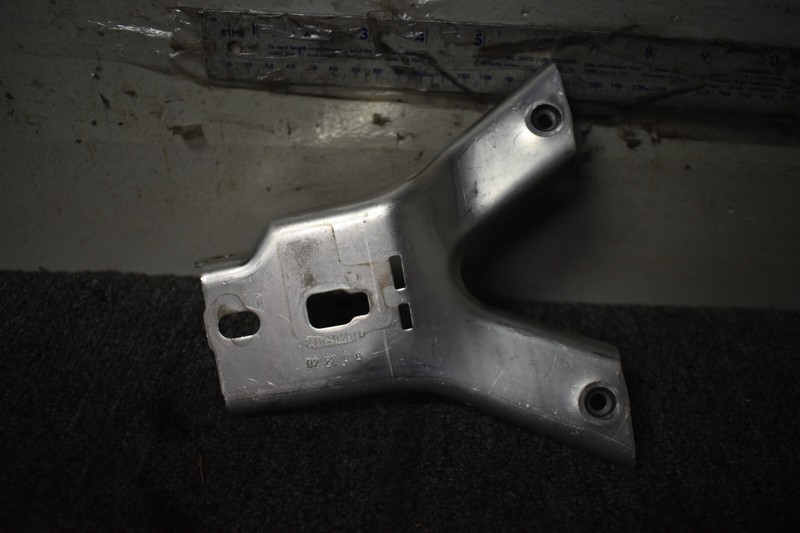 2019-2023 MERCEDES BENZ E 53 AMG 4MATIC RIGHT SIDE FRONT BRACE FACTORY OEM