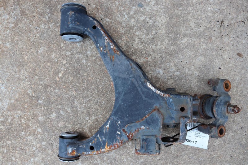 2007-2021 TOYOTA TUNDRA FRONT RIGHT PASSENGER SIDE LOWER CONTROL ARM OEM