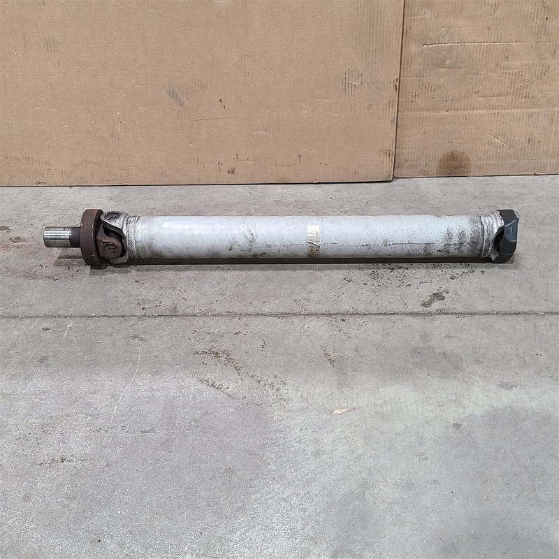 84-96 Corvette C4 Driveshaft Dana 36 Drive Shaft Auto Trans Aa7256