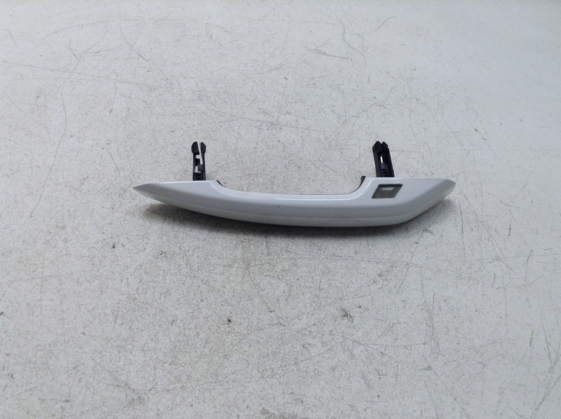 17-19 AUDI A4 REAR RIGHT PASSENGER SIDE EXTERIOR DOOR HANDLE WHITE OEM