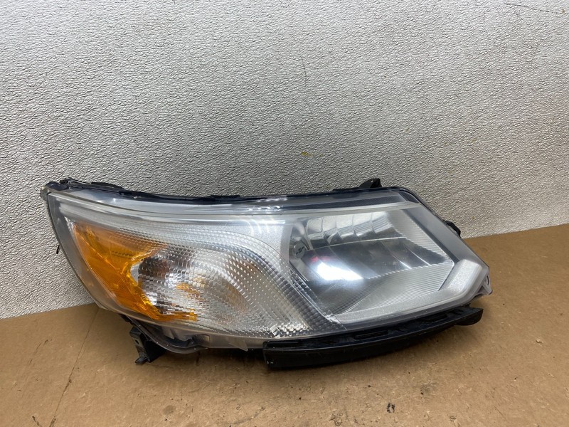2015 2018 Chevrolet City Express Right PasengerSide Halogen Headlight z7963 DG