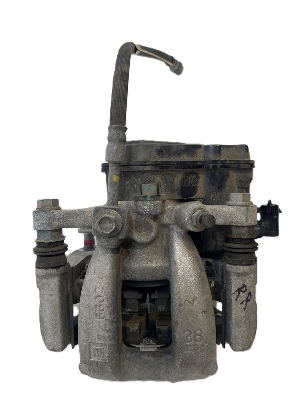 2024-2025 Chevy Trax 1.2L 1LT RH Passenger REAR Caliper Assembly OEM 3K Miles