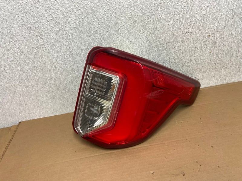 2020 2021 2022 2023 Ford Explorer Right Passenger Side Tail light OEM AD4140 LK