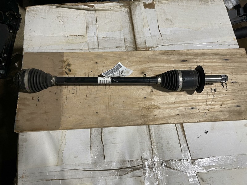 16-19 BMW X1 F48 B460 AWD REAR RIGHT PASSENGER SIDE AXLE SHAFT OEM