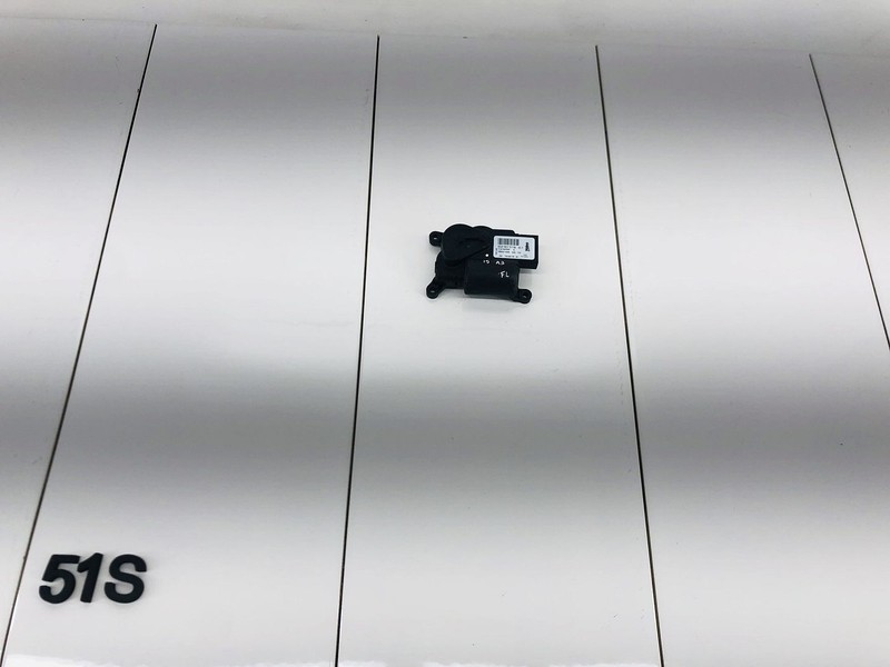 15-23 AUDI A3 LEFT SIDE DASH DASHBOARD HVAC AIR VENT FLAP DOOR ACTUATOR OEM