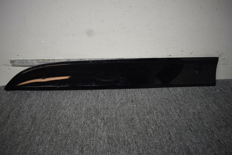 2013-2016 PORSCHE MACAN REAR DOOR MOLDING FACTORY OEM