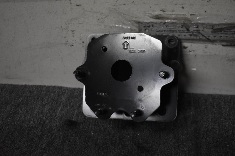 2019-2020 INFINITI QX50 PURE LEFT SIDE REINFORCEMENT BRACKET FACTORY OEM