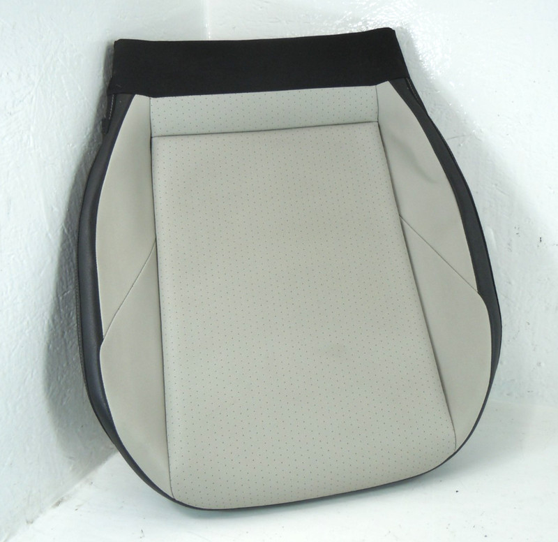 2019-2022 Volkswagen Jetta Front Lower Bottom Seat Cushion Passenger Right OEM
