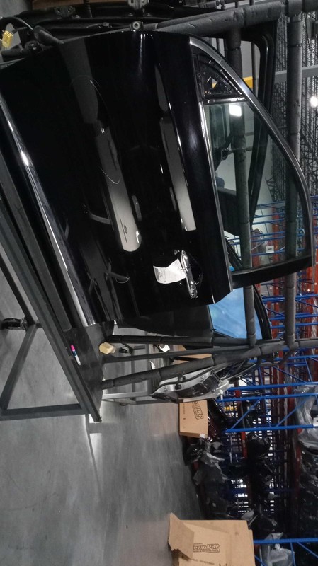 2016 INFINITI QX60 Left Front Door KH3 Black Obsidian 191K Miles Used Part