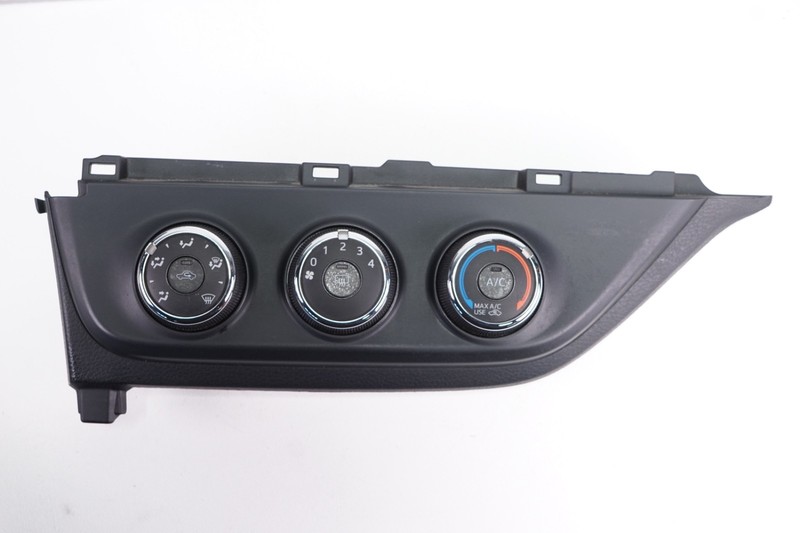 TOYOTA COROLLA Heater Climate Control A/C OEM 2014 - 2017