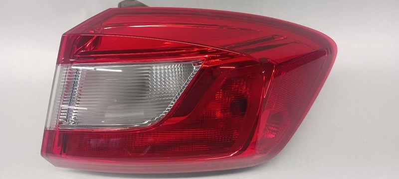 16 CRUZE Right passenger outer Taillight OEM Grade A!