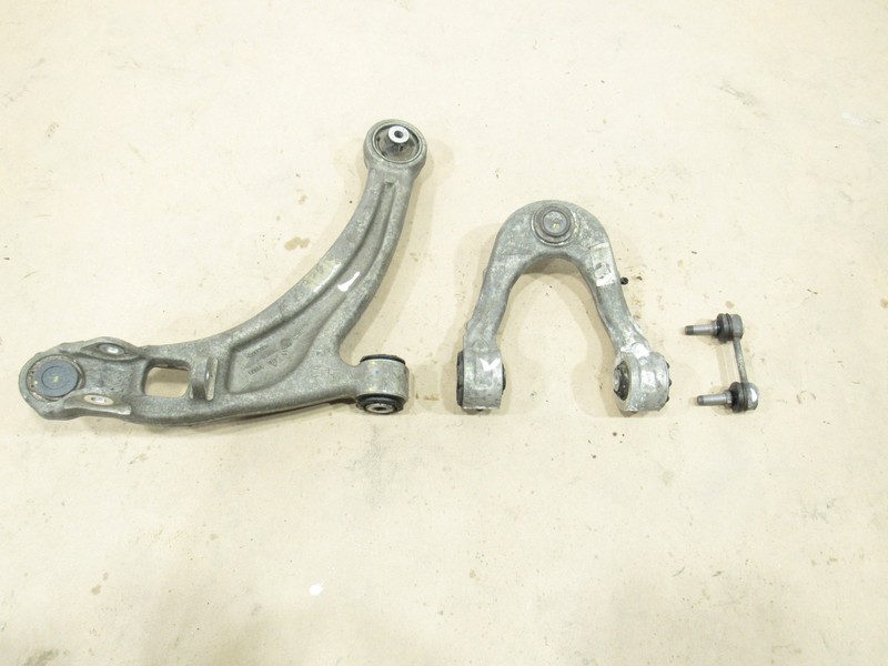 14-18 Aston Martin Vanquish 2014 Front Right Passenger Control Arm Link Set :Y