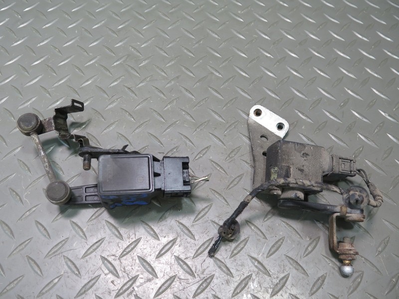 2001-2006 BMW E46 M3 REAR SUSPENSION HEIGHT LEVEL SENSOR SET OF 2