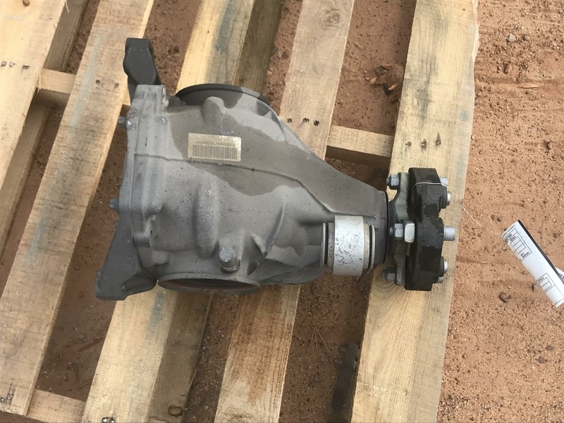 10 11 12 13 MERCEDES E350 REAR DIFFERENTIAL CASE CARRIER ASSEMBLY OEM