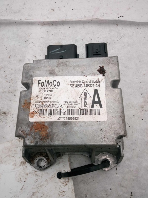 Used Air Bag Module fits: 2012 Ford Fiesta Air Bag ID AE83-14B321-AC thru AH Gra
