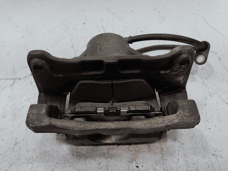 2019-2022 TOYOTA CAMRY FRONT RIGHT PASSENGER SIDE BRAKE CALIPER OEM
