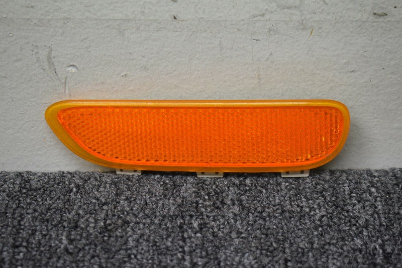 2001-2006 BMW 325CI REFLECTOR LIGHT RIGHT SIDE FACTORY OEM