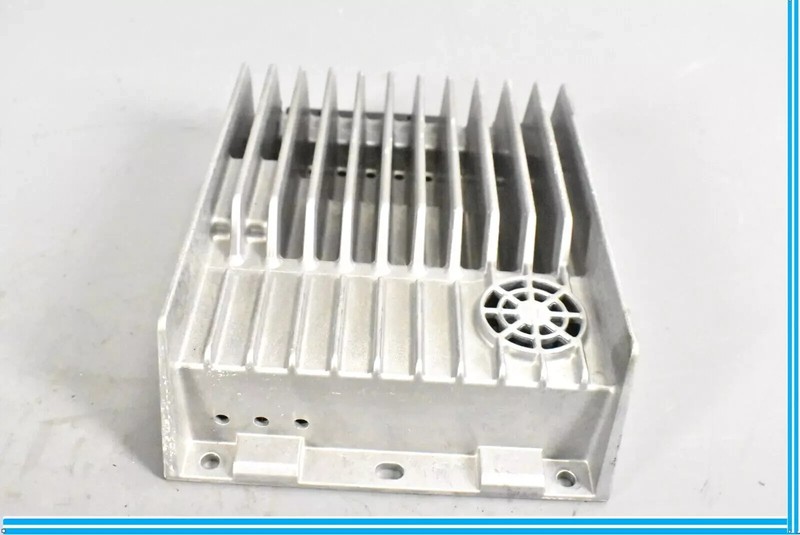08-17 Mercedes R230 E350 SL550 CLS63 Amplifier Amp Harman/Becker 1699007200 OEM