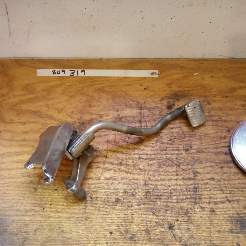 1965-84 Harley Davidson Shovelhead Panhead Foot Peg Rest Mount Brake 52899-65