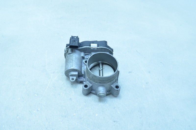 15-17 CHRYSLER 200 2.4L ENGINE THROTTLE BODY OEM