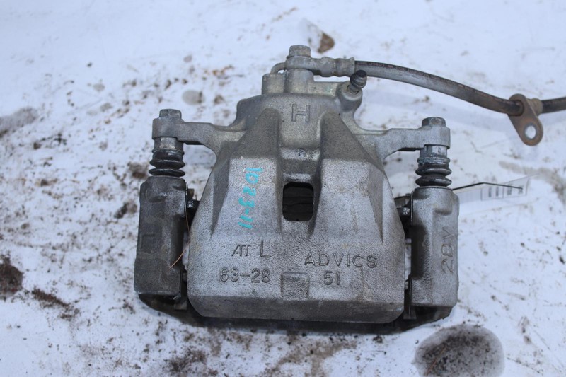2012-2018 LEXUS ES350 FRONT LEFT DRIVER SIDE BRAKE CALIPER W/ HOSE OEM