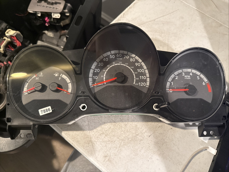 10 2010 Dodge Avenger Speedometer Instrument Cluster Oem MILES 116,725