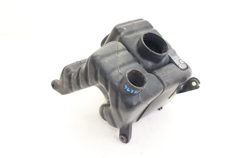 87-96 Nissan Pickup D21 4 Cylinder Air Intake Resonator Box