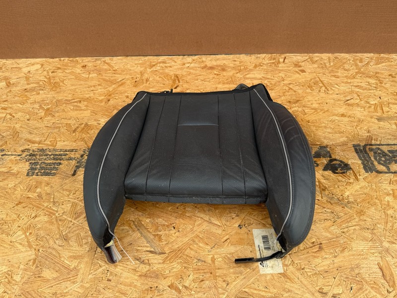 HYUNDAI GENESIS SEDAN & G80 2015-2020 OEM FRONT LEFT DRIVER LOWER SEAT (BLACK)