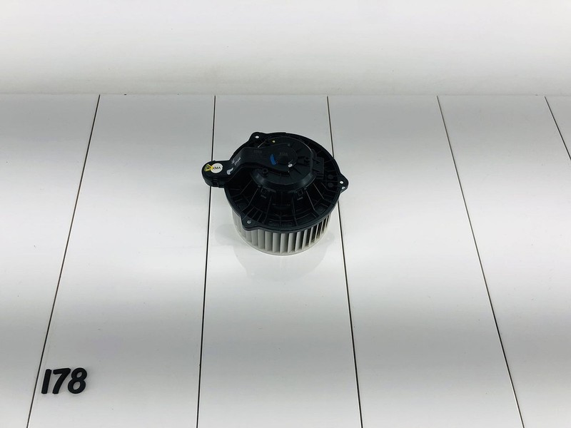 11-20 KIA SORENTO DASH DASHBOARD HVAC AIR VENT BLOWER FAN MOTOR OEM
