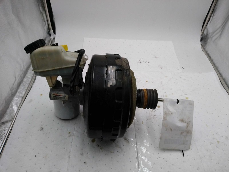 2012 Chevrolet Cruze Power Brake Booster OEM Tan 104K Miles NJ25-24150-611541