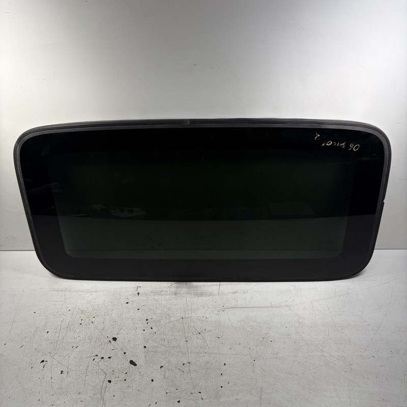 05-08 Honda Pilot EX-L Sunroof Glass 70200-S9V-A01 OEM