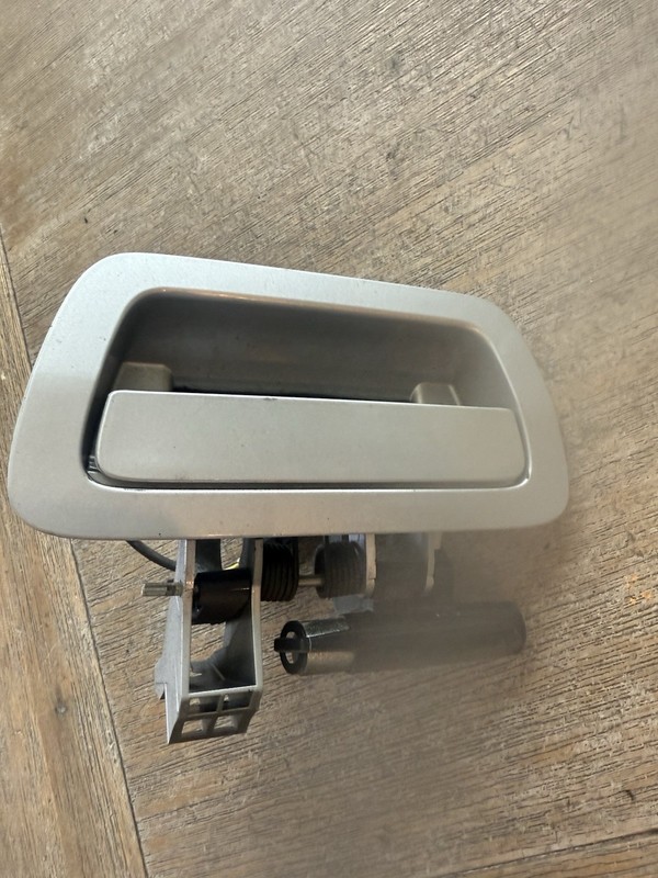 2011 2012 2013 DODGE DURANGO TRUNK TAILGATE LIFT GATE RELEASE HANDLE SILVER OEM