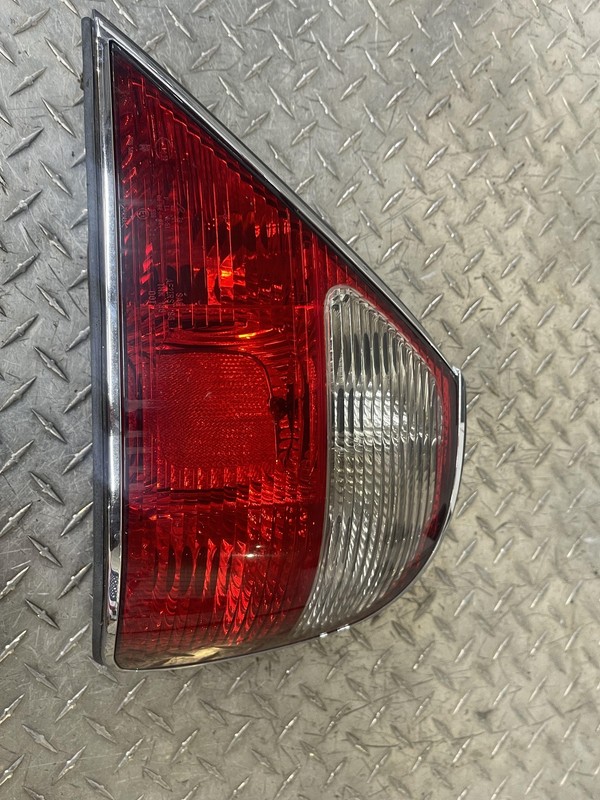 JAGUAR XJ8 XJ8L VANDEN PLAS RIGHT SIDE TAIL LIGHT 1998 1999 2000 2001 2002 2003