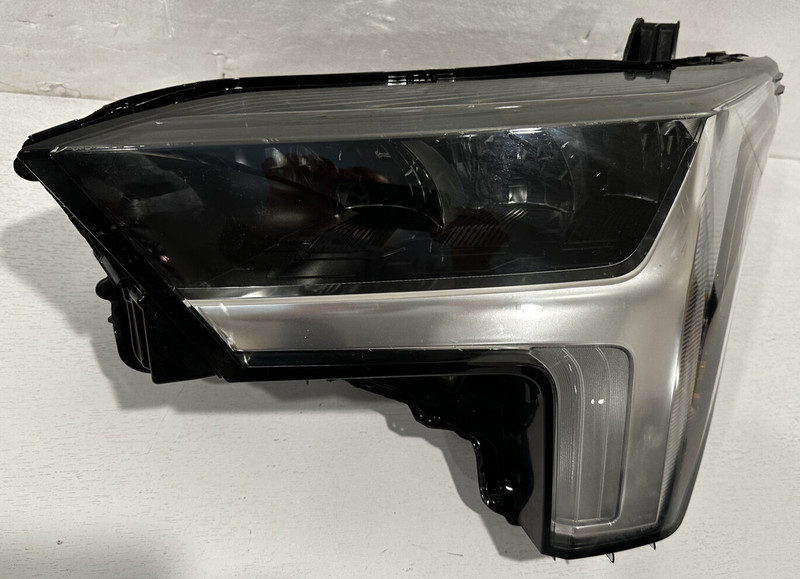 2022-23 TOYOTA TUNDRA LH OEM HEADLAMP ASSY