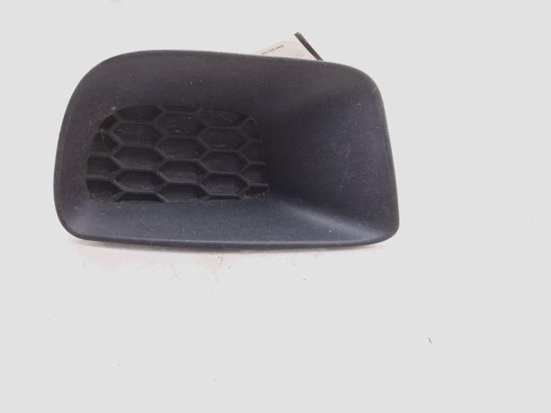 2006 SCION XA 1.5L FWD AT DRIVER SIDE BUMPER FOG LIGHT GRILLE
