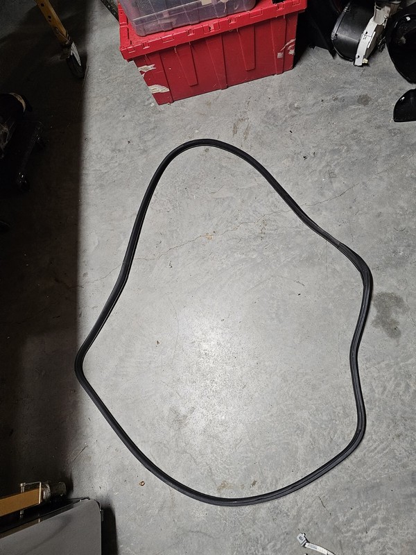 2013 Nissan Altima On Body Door Jamb Seal Gasket Front Right Passenger 2014 2015
