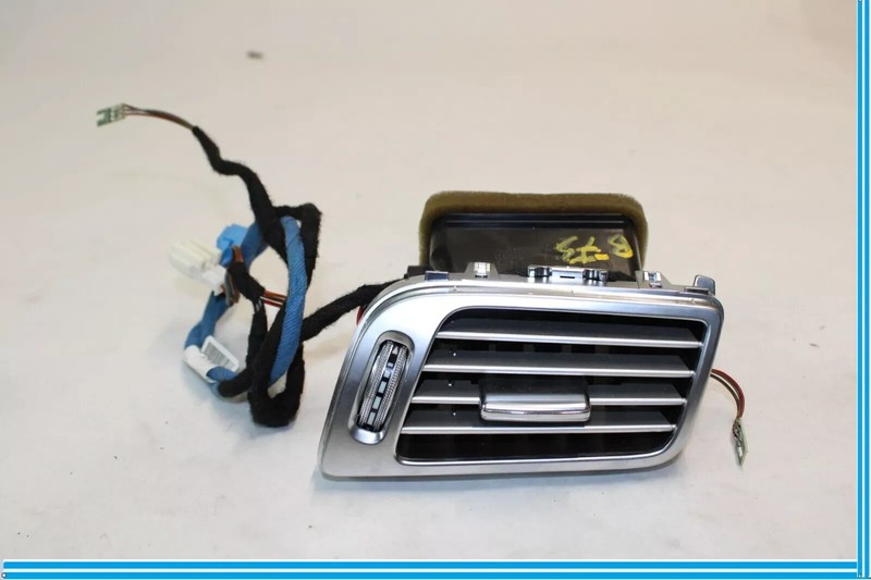 12-18 Mercedes W218 CLS550 CLS63 AMG Right Side Dashboard A/C AC Air Vent OEM