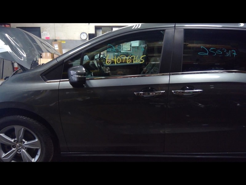 Driver Left Front Door Without Acoustic Glass Fits 18-23 ODYSSEY 1643689