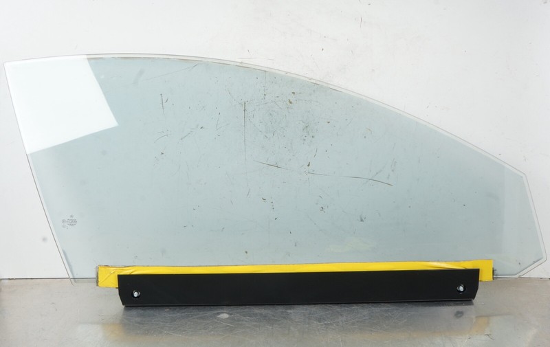 07-14 Mercedes W216 CL550 CL63 AMG Front Right Side Door Window Glass OEM