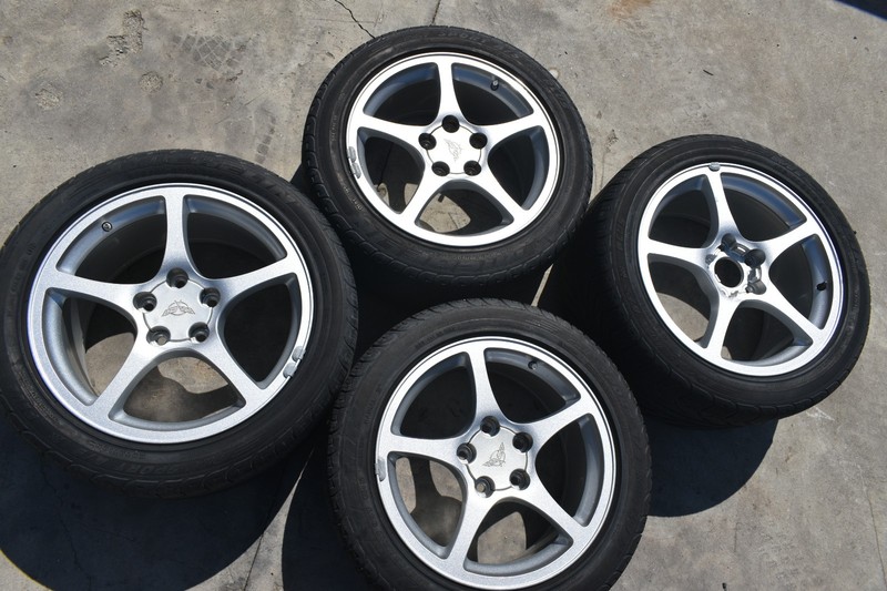 Corvette C5 5 Spoke Wheel Set OEM ORIGINALS 18x9.5 REAR / 17x8.5 FRONT